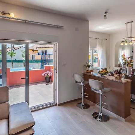 Casa de Férias 3 Bedroom Awesome In