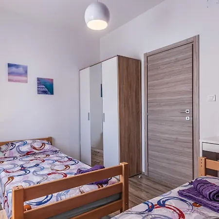 Holiday home 3 Bedroom Awesome In