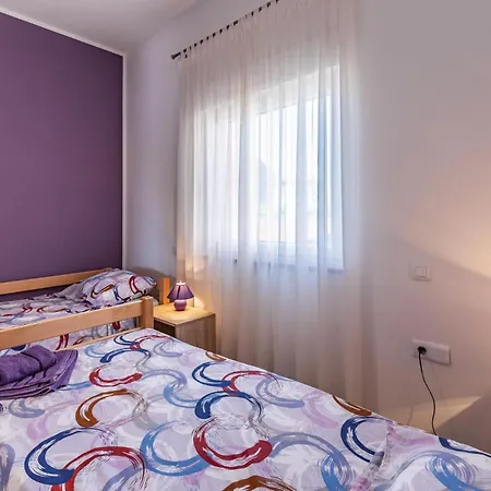 3 Bedroom Awesome In * Marcana